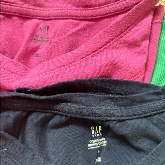 Kid’s tops size 8-10 - Picture 9 of 10